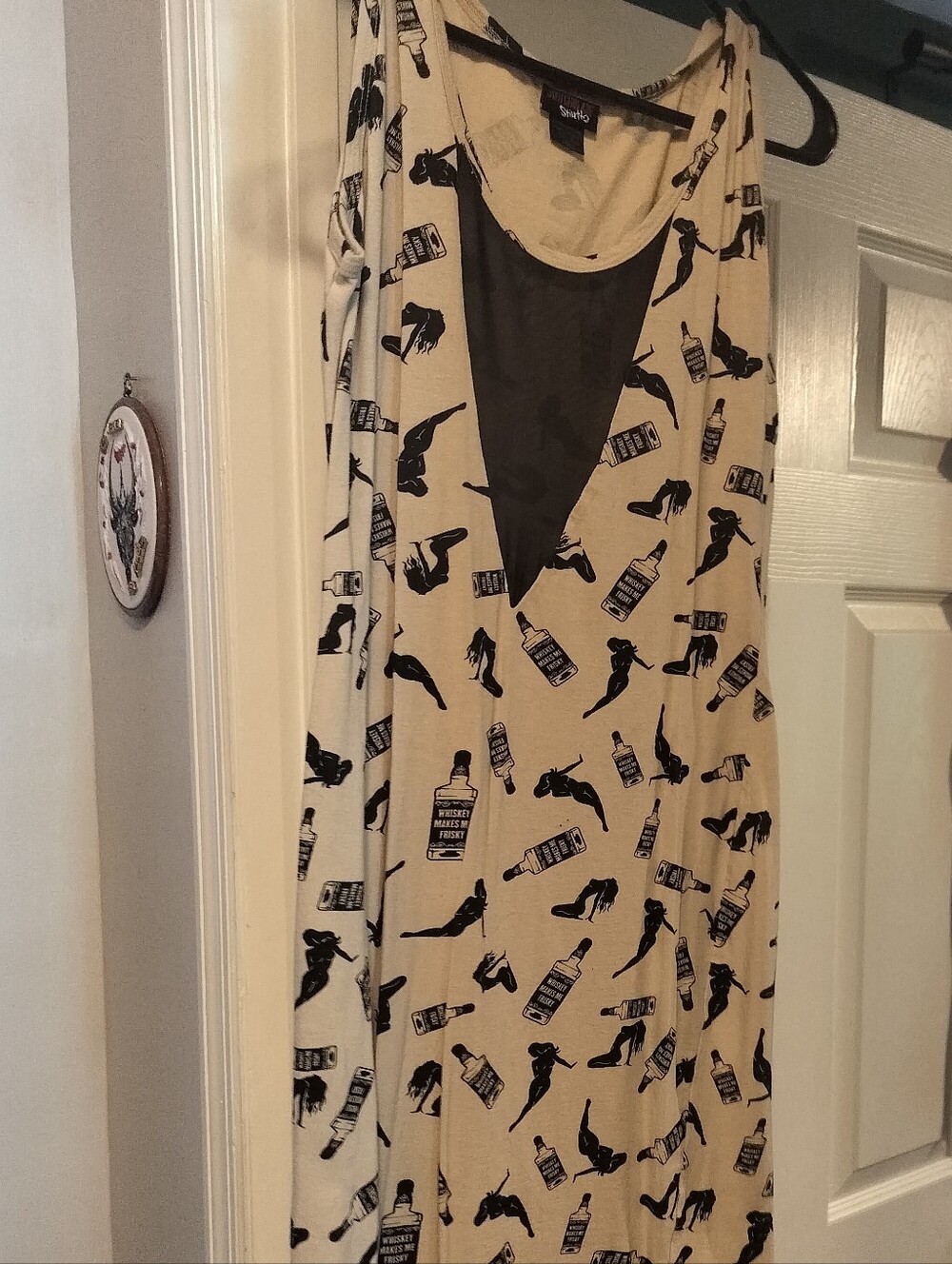 Charlotte Russe Beige Sleeveless V-Neck Print Dress